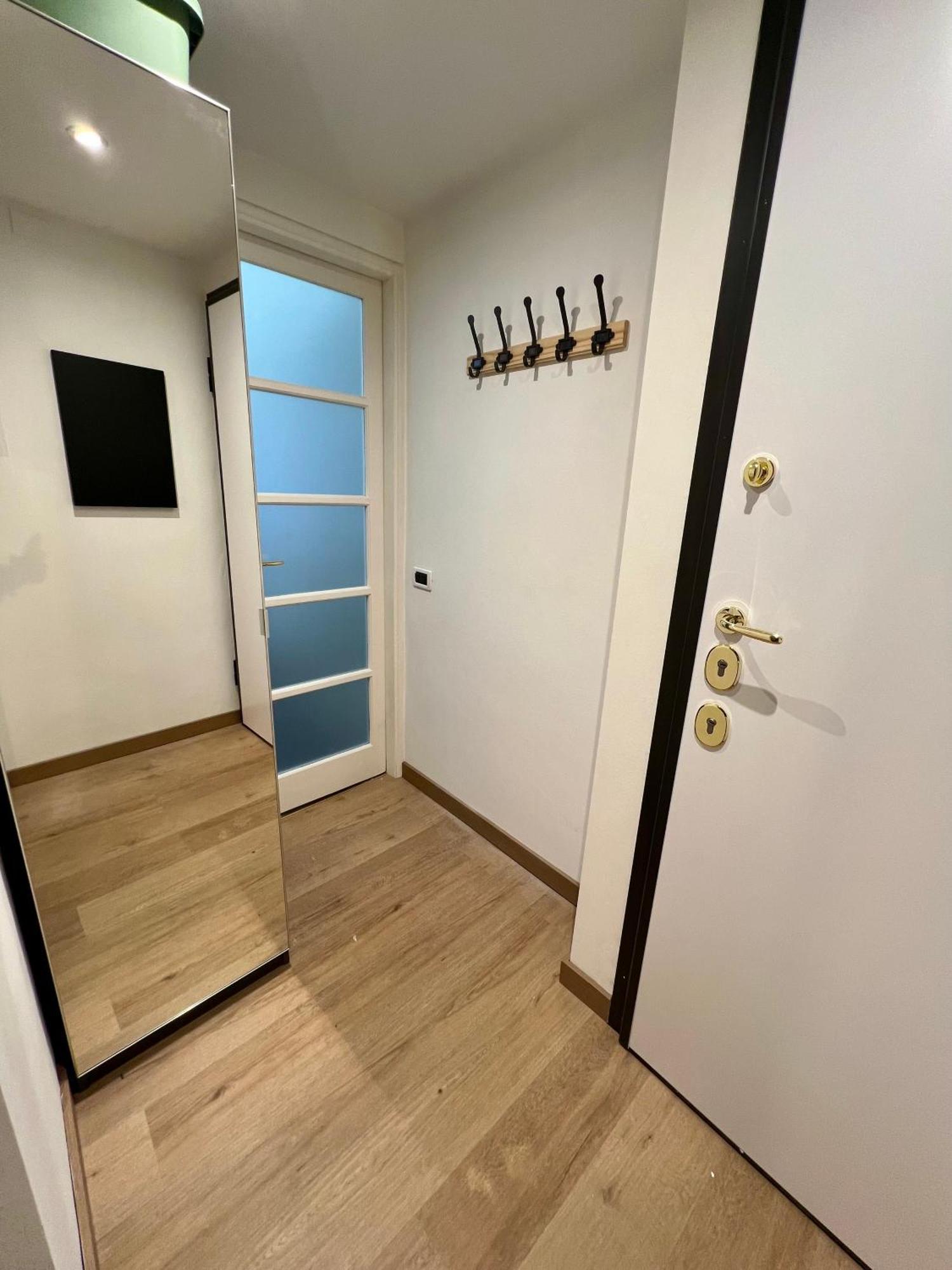 La Bella Milano Charme Apartment 3 Km Away From Duomo/ Netflix & Wi-Fi Included Extérieur photo